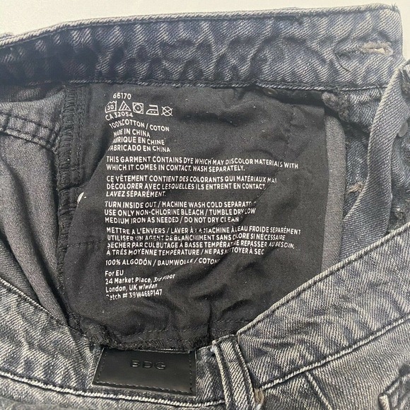 Urban Outfitters BDG Super High Rise Foxy Black Denim Button Fly Shorts 28w - Picture 5 of 8